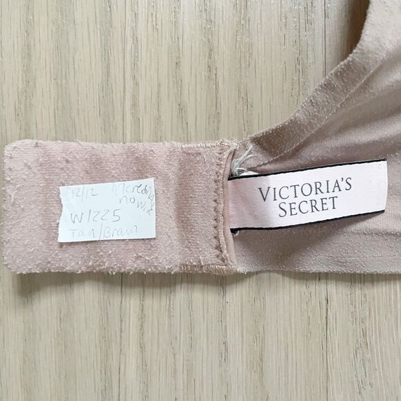 BUY 1 GET 1 FREE VS 36C incredible padded no wire tan brown - Picture 7 of 9